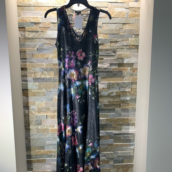 KOMAROV Floral Print Lace-Up Gown - Picture 3 of 7